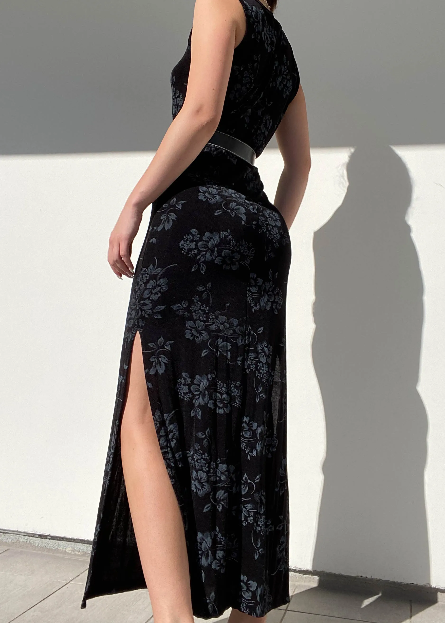 80's Black and Gray Floral Maxi Dress (M)