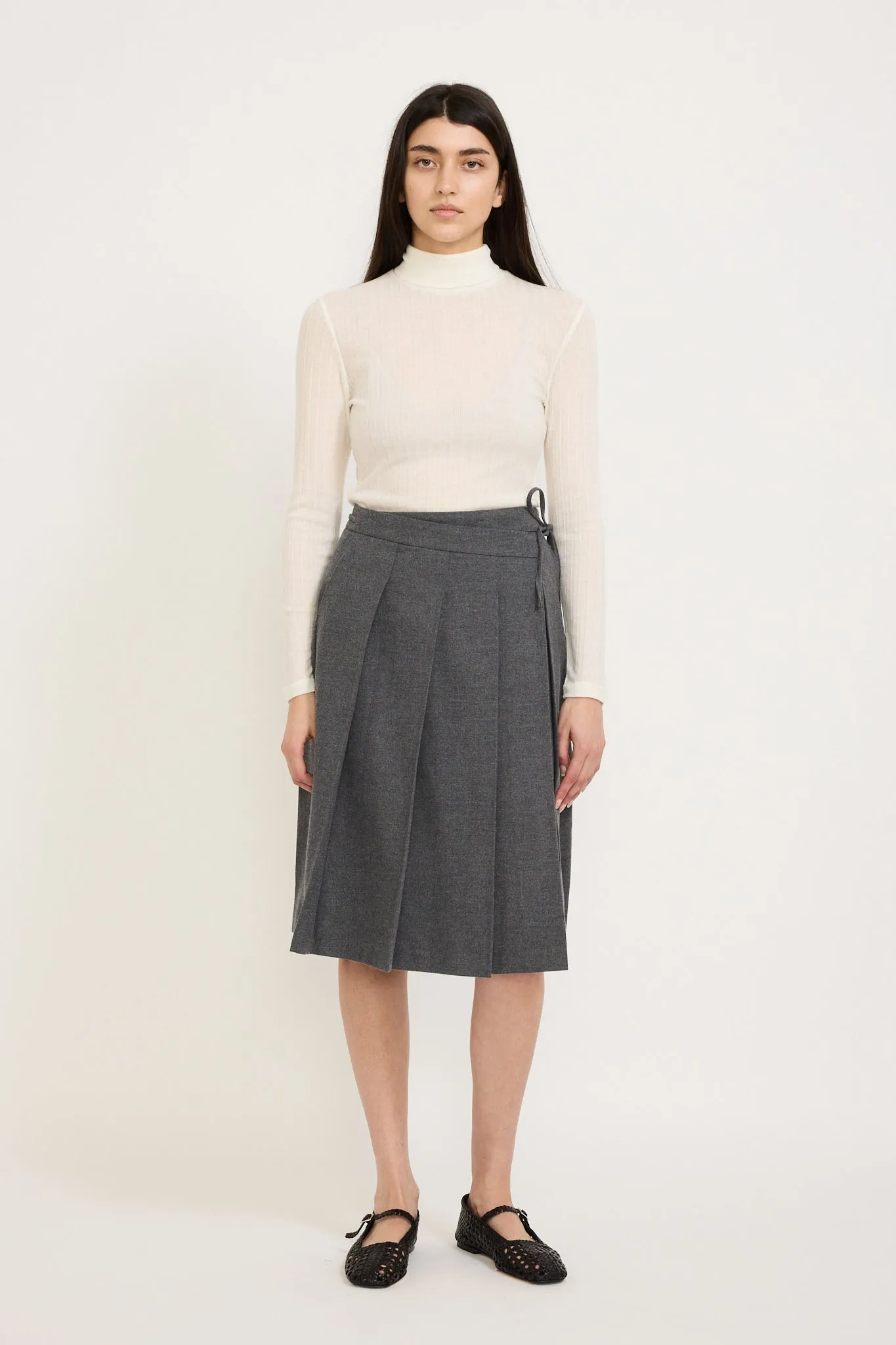 Assia Top Off White