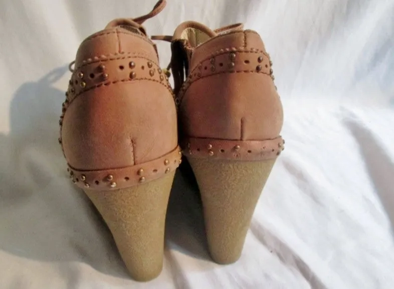 NEW LOVELY PEOPLE Wedge Heel Vegan Ankle BOOT Shoe BROWN 9 Fringe
